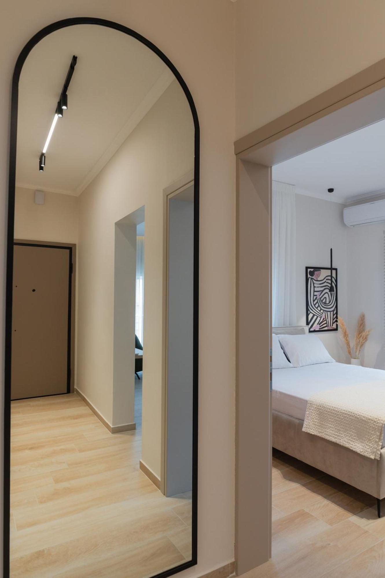 Ellis Luxury Apartment *