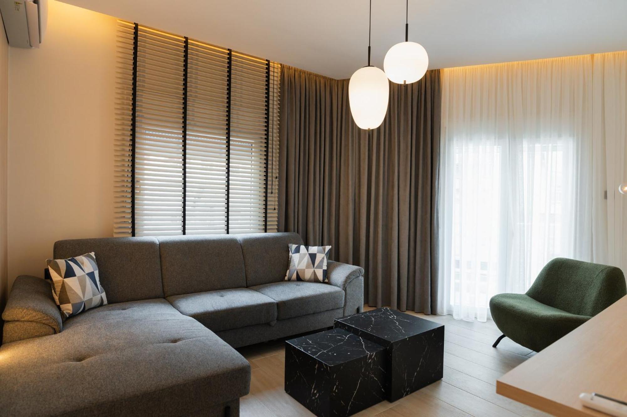 Ellis Luxury Apartment *